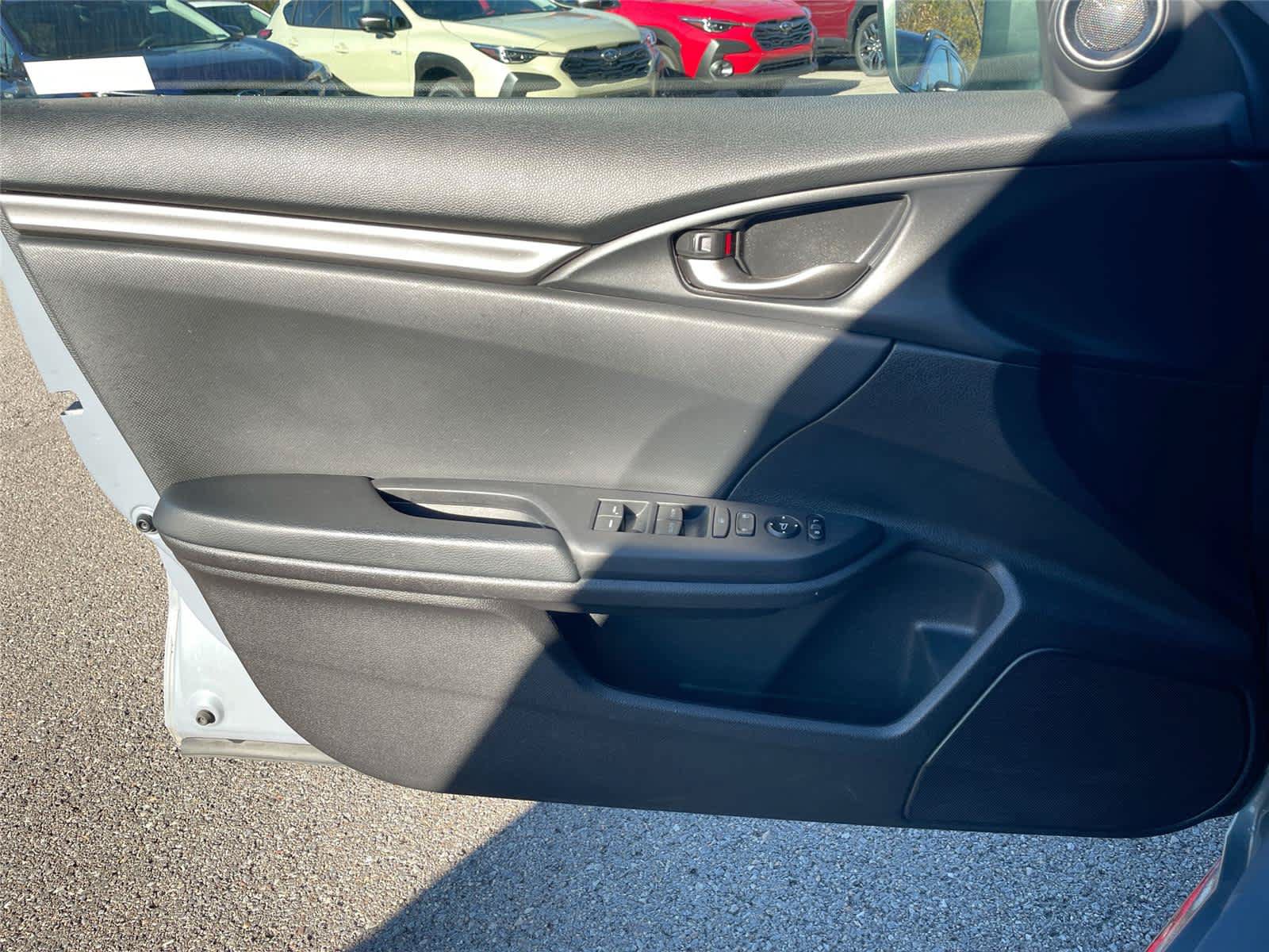 Used 2020 Honda Civic Sport image 24