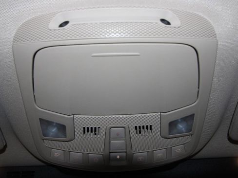 Used 2022 Lincoln Nautilus Reserve image 21