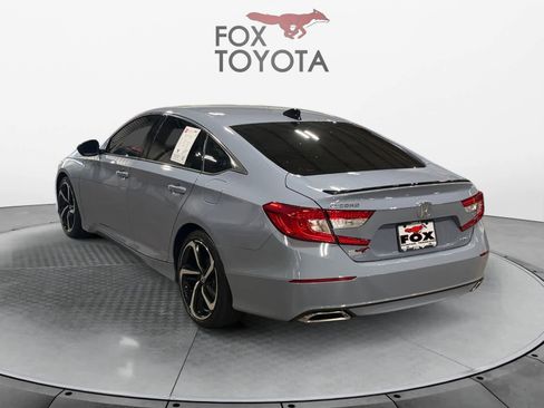 Used 2022 Honda Accord Sport image 4