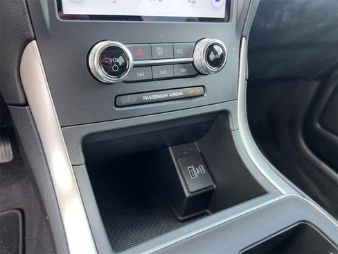 New 2024 Ford Edge SE image 26