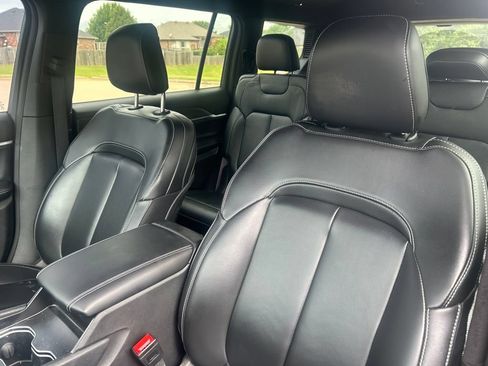 Used 2024 Jeep Grand Cherokee L Limited RWD image 9