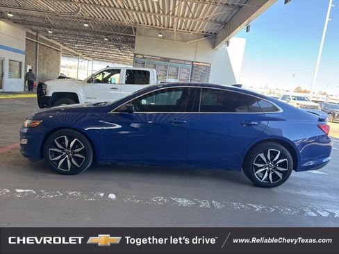 Certified 2023 Chevrolet Malibu RS image 4