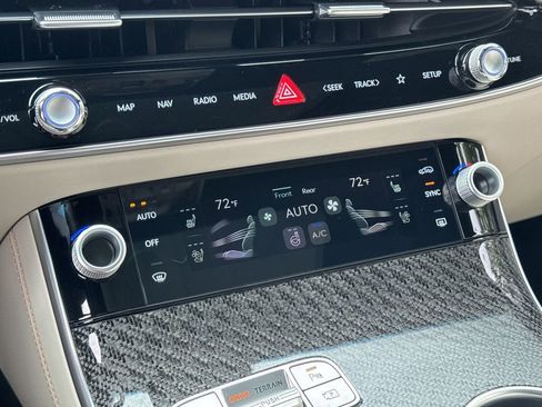 Used 2026 Genesis GV70 3.5T Sport Prestige AWD/4WD image 22