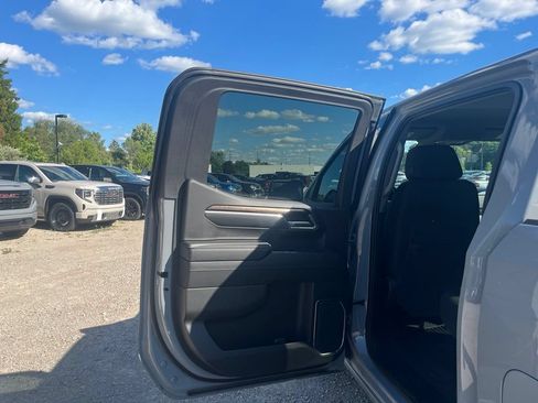 Used 2024 GMC Sierra 1500 Elevation AWD/4WD image 28