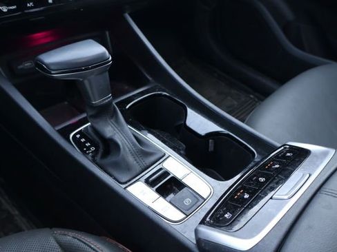 Used 2023 Hyundai Santa Cruz Limited image 11