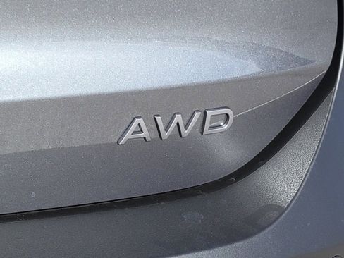 New 2026 Nissan Kicks SV image 10