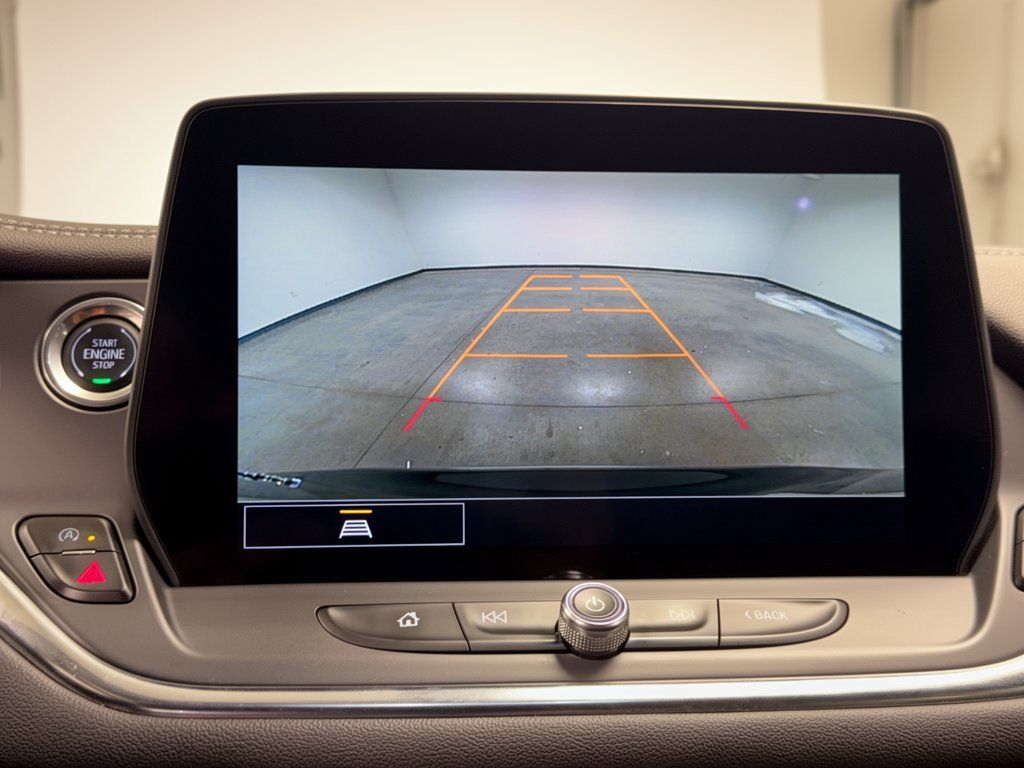 Used 2025 Chevrolet Blazer LT FWD image 24