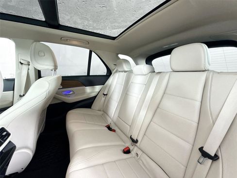 Used 2024 Mercedes-Benz GLE 450 4MATIC image 37