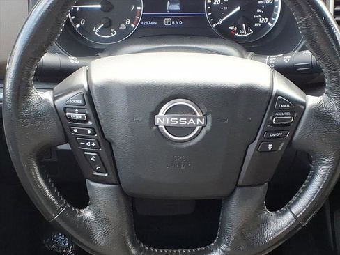 Used 2023 Nissan Frontier SV w/ SV Convenience Package image 6