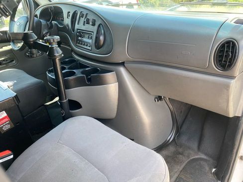 Used 2007 Ford E-250 and Econoline 250 RWD image 18