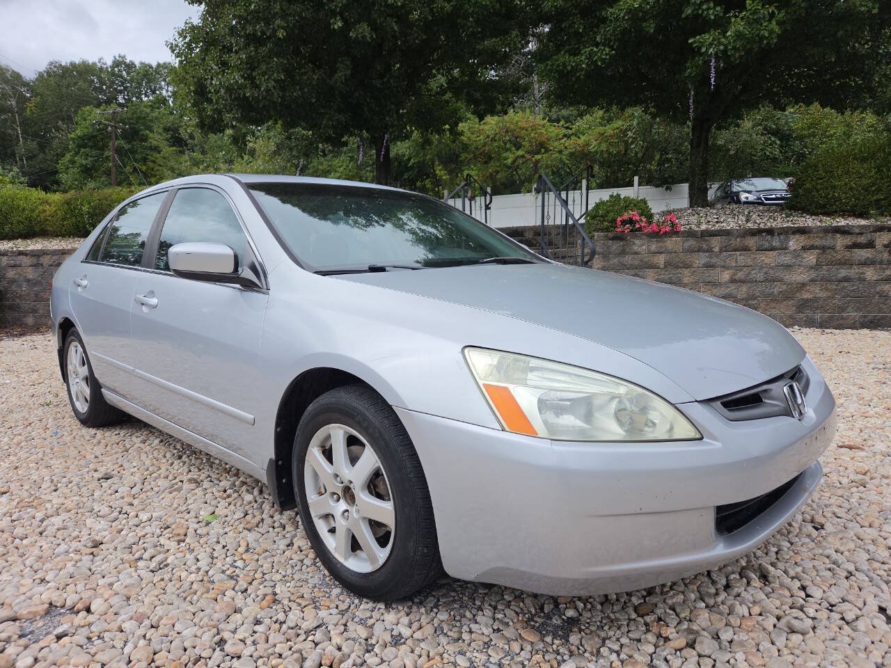 Used 2005 Honda Accord EX image 1