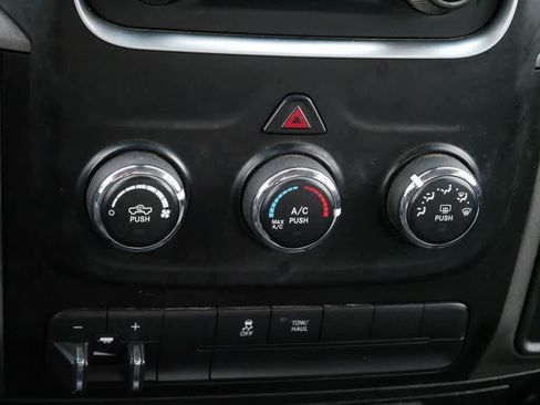 Used 2019 RAM 1500 Tradesman w/ Chrome Appearance Group AWD/4WD image 23