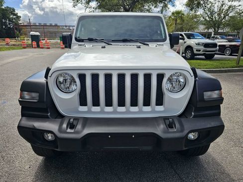 Used 2018 Jeep Wrangler Unlimited Sport S AWD/4WD image 8