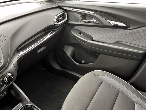 Certified 2023 Chevrolet TrailBlazer LT image 29