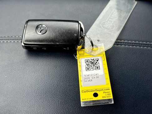 Used 2020 MAZDA CX-30 FWD image 33
