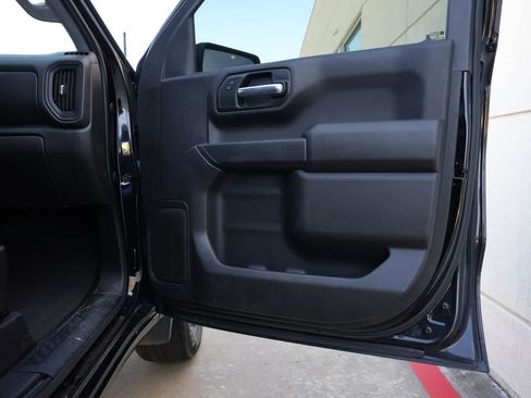 Used 2020 Chevrolet Silverado 1500 Custom w/ Custom Value Package RWD image 21