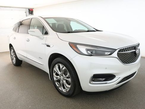 Used 2021 Buick Enclave Avenir image 3