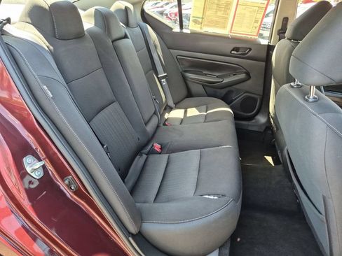 Used 2025 Nissan Altima 2.5 SV FWD image 30