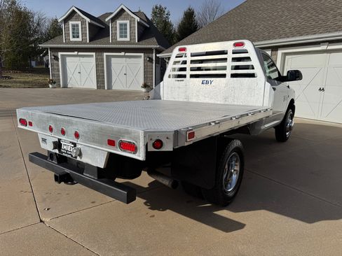 Used 2015 RAM 3500 Tradesman w/ Power & Remote Entry Group image 6