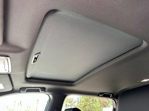 Used 2025 Honda CR-V Sport-L image 17