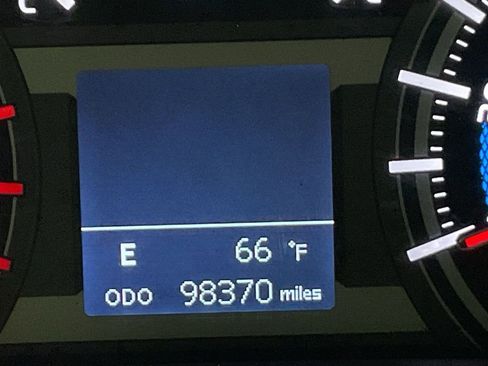 Used 2018 Toyota 4Runner TRD Off-Road AWD/4WD image 40