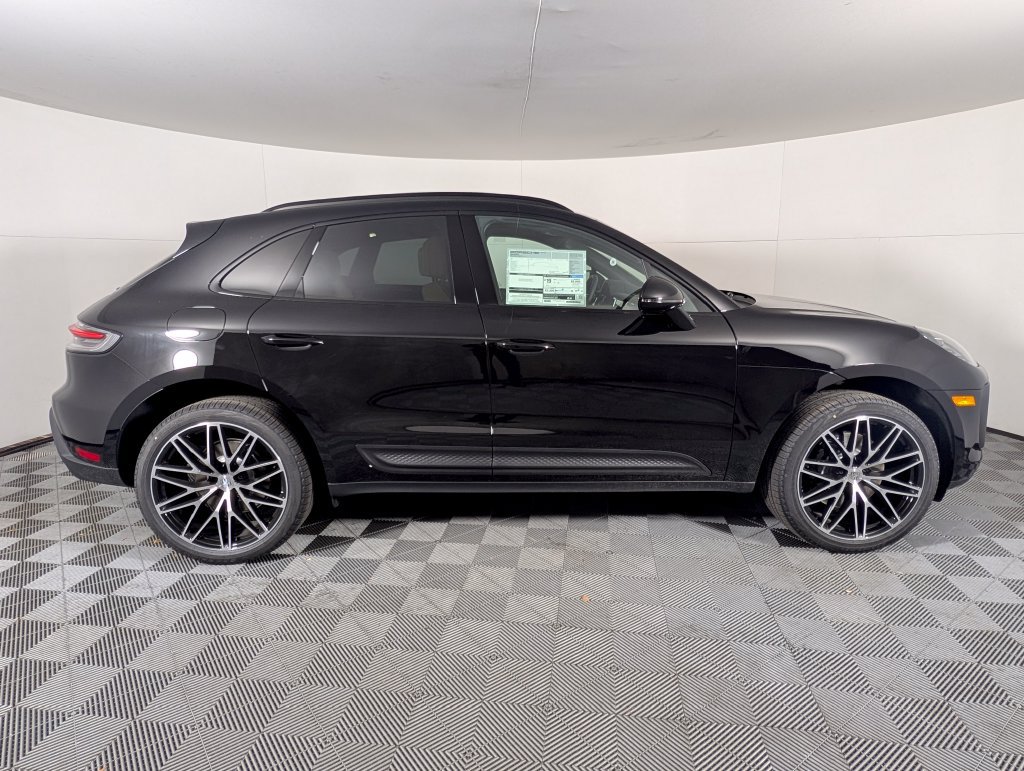 New 2026 Porsche Macan S AWD/4WD image 8