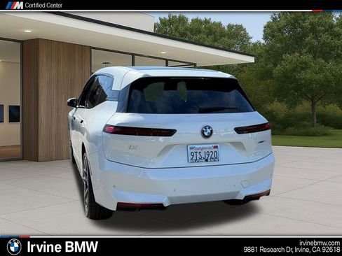 Used 2026 BMW iX xDrive60 w/ Premium Package image 11