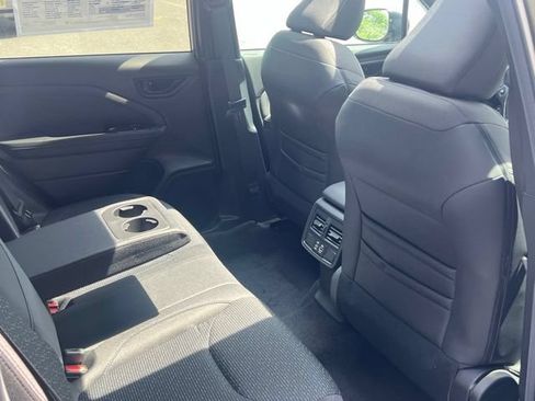 New 2026 Subaru Forester Premium AWD/4WD image 24
