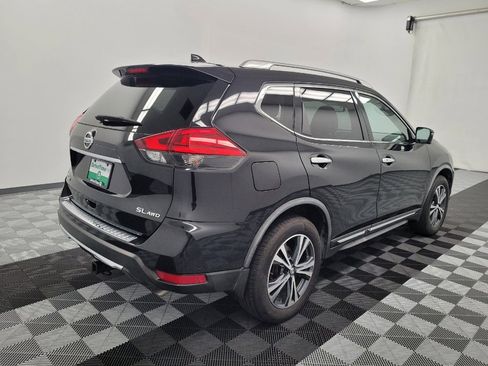 Used 2017 Nissan Rogue SL w/ SL Premium Package AWD/4WD image 9