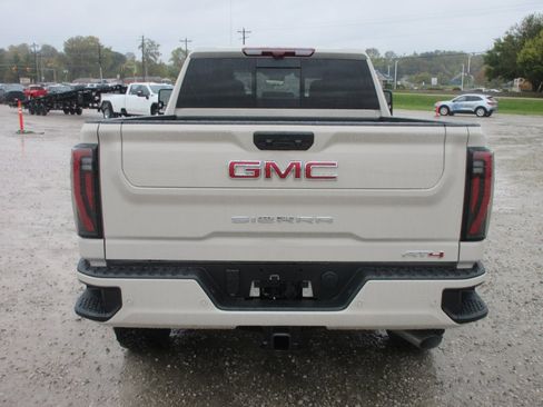 New 2026 GMC Sierra 2500 AT4 w/ AT4 Premium Plus Package image 6