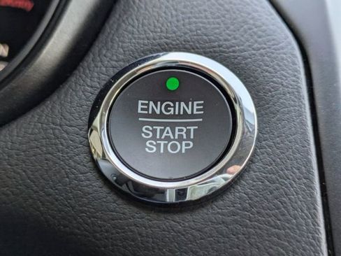 Used 2018 Ford Fusion SE w/ Equipment Group 201A image 34