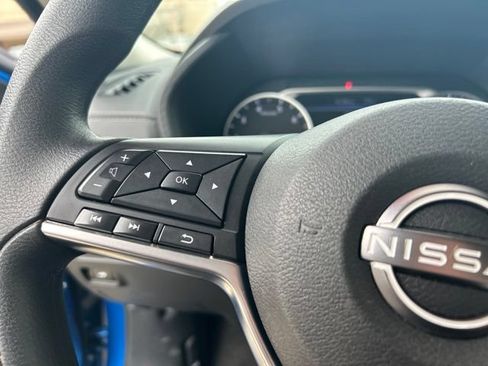 Used 2025 Nissan Sentra SV FWD image 19