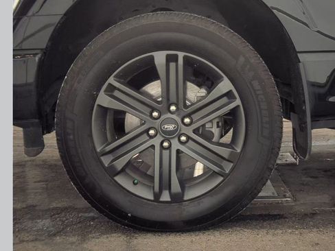 Used 2021 Ford F150 XLT w/ Equipment Group 302A High image 6