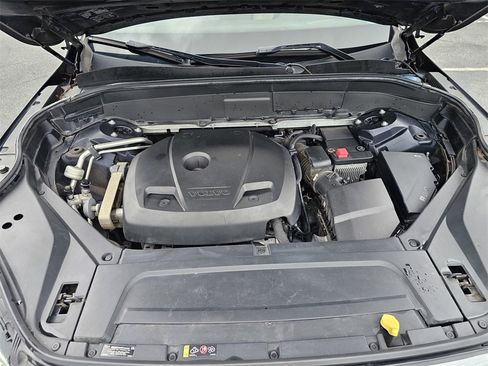 Used 2016 Volvo XC90 T6 Momentum w/ Momentum Plus Package image 26