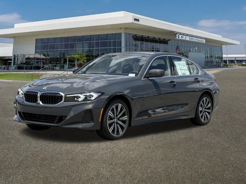 New 2026 BMW 330i Sedan w/ Premium Package RWD image 4