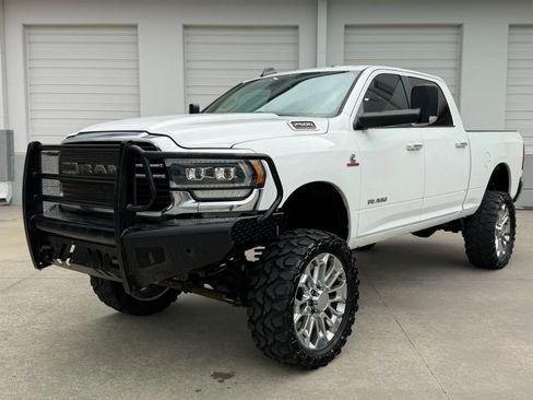 Used 2019 RAM 2500 Big Horn AWD/4WD image 2