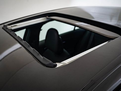 Certified 2025 Mercedes-Benz C 300 4MATIC Sedan image 14