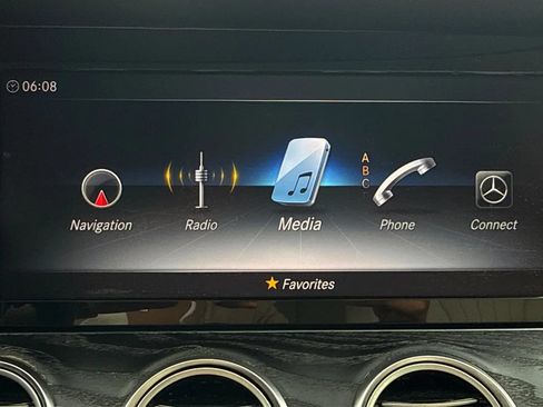 Used 2018 Mercedes-Benz E 300 image 33