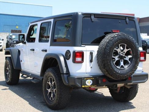 Used 2018 Jeep Wrangler Unlimited Rubicon AWD/4WD image 3