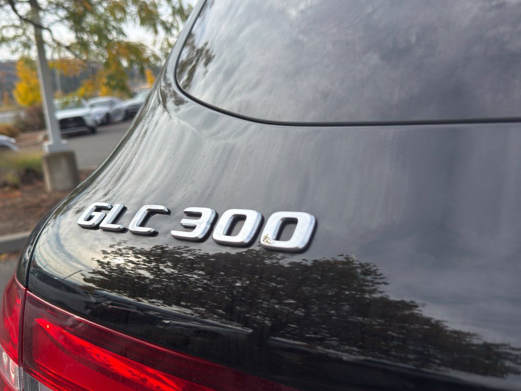 Used 2019 Mercedes-Benz GLC 300 4MATIC image 12