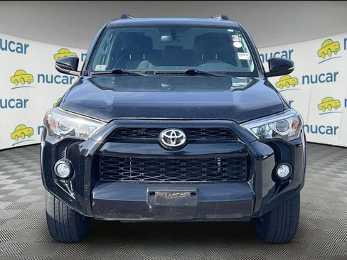 Used 2019 Toyota 4Runner SR5 Premium AWD/4WD image 2