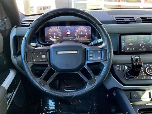 Used 2020 Land Rover Defender 110 S image 5