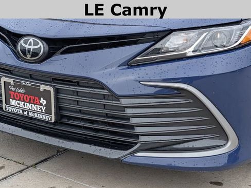 Used 2023 Toyota Camry LE FWD image 3