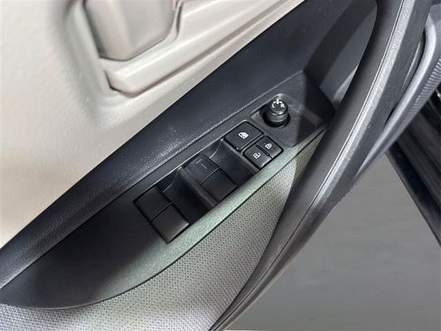 Used 2023 Toyota Corolla LE FWD image 28