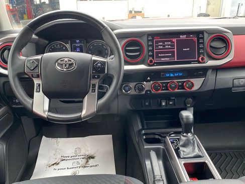 Used 2023 Toyota Tacoma SR5 image 9