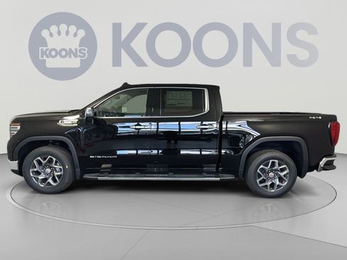New 2026 GMC Sierra 1500 SLT w/ SLT Premium Package AWD/4WD image 2