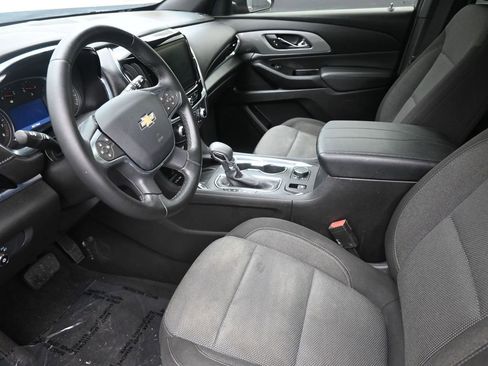 Used 2024 Chevrolet Traverse LT FWD image 12