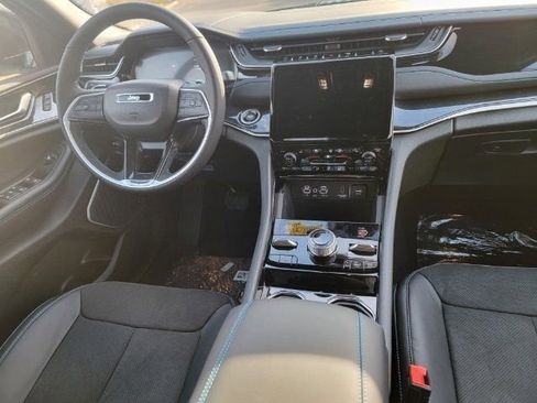 Used 2022 Jeep Grand Cherokee Trailhawk image 22