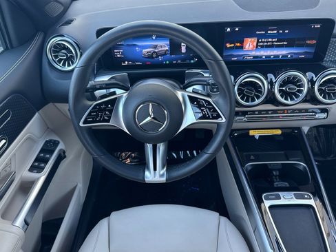 Certified 2025 Mercedes-Benz GLB 250 image 16