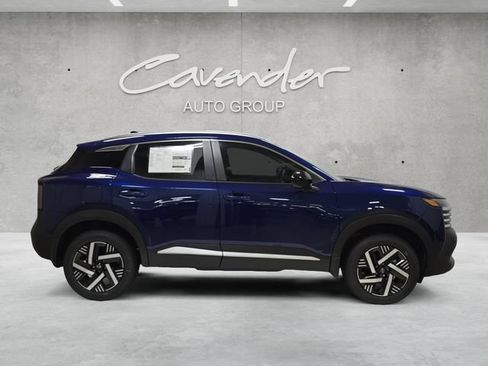 New 2026 Nissan Kicks SV FWD image 17